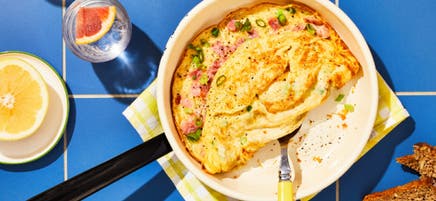 Omelette au jambon et fromage