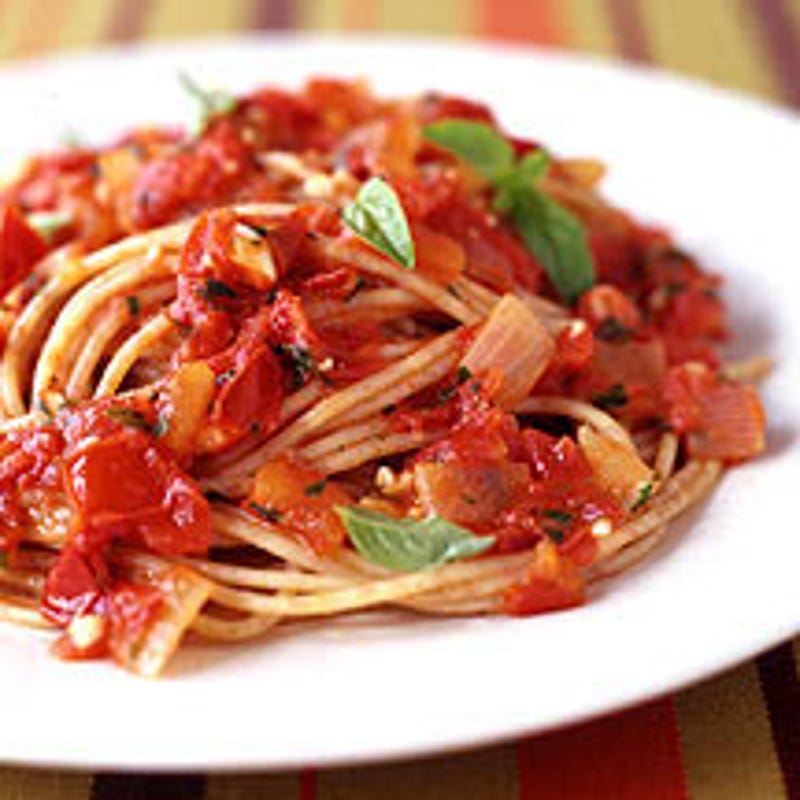 Photo of Pomodoro sauce with spaghetti by WW