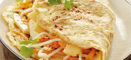 Asiapfannkuchen mit scharfen Sprossen