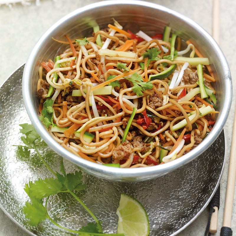 Mie-Nudelpfanne mit Hackfleisch