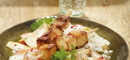 Brochettes au tofu marinée