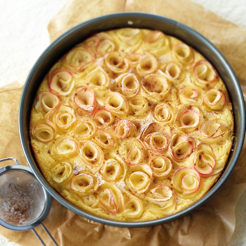 Apfel-Rosenkuchen mit Vanillecreme