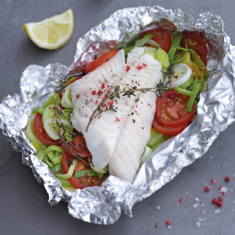 Gedünsteter Rotbarsch auf Gemüsebett