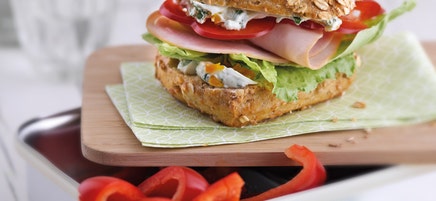 Sandwich fruité à la volaille