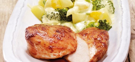Poitrine de poulet et curry de pommes de terre