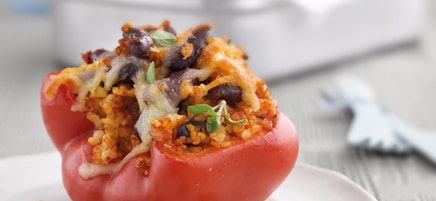 Gefüllte Peperoni mit Kidneybohnen und Bulgur