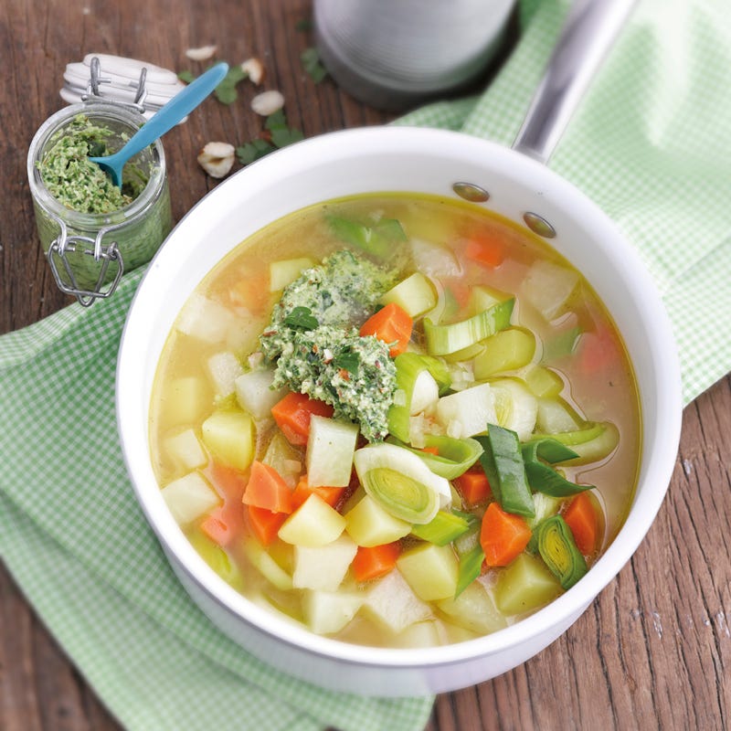 Kohlrabi-Lauch-Eintopf mit Petersilienpesto