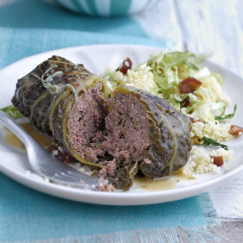 Marokkanische Wirzrouladen mit Couscous