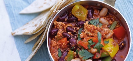 Chili sin Carne mit gerösteten Tortillaecken