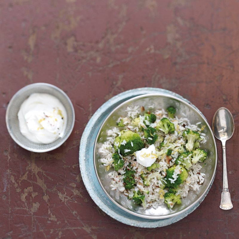 Pilaw mit Broccoli und Mandeln