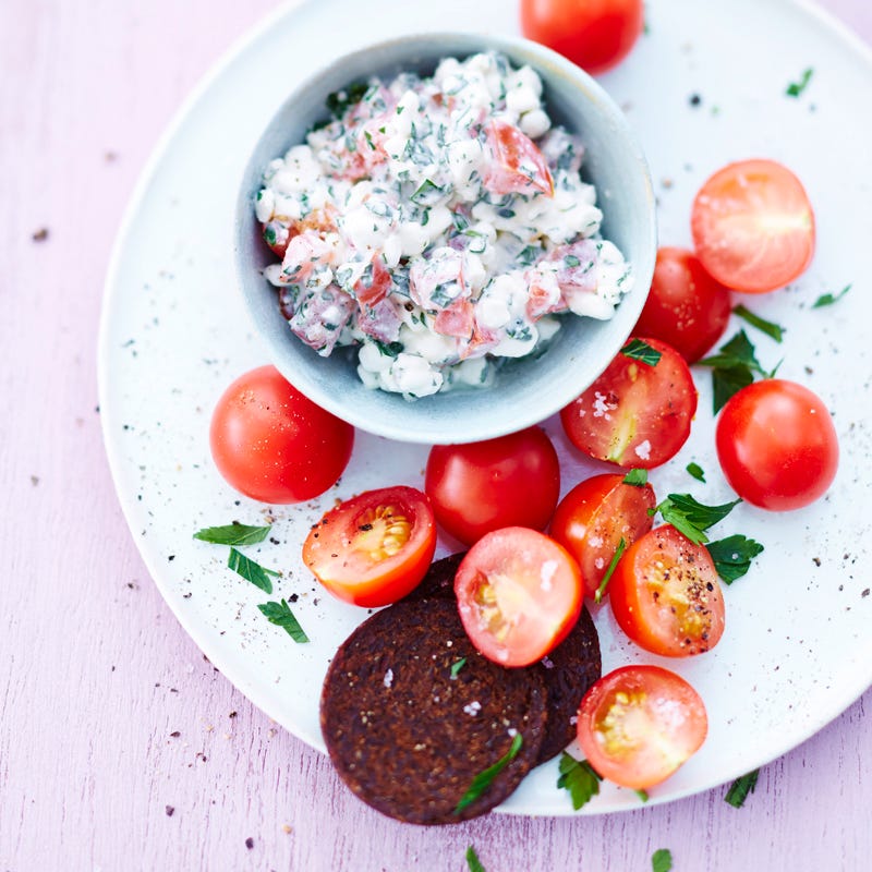 Hüttenkäse-Tomaten-Snack