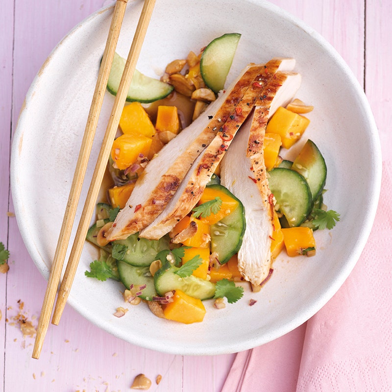 Asia-Salat mit Pouletstreifen