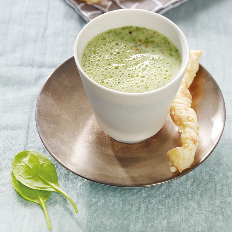 Foto Spinatsuppe mit Käsestangen von WW
