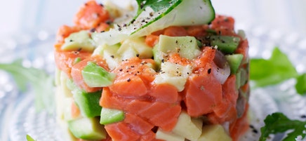 Tartare de saumon concombre et avocat