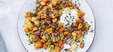 Potée de viande hachée, pommes de terre et carottes
