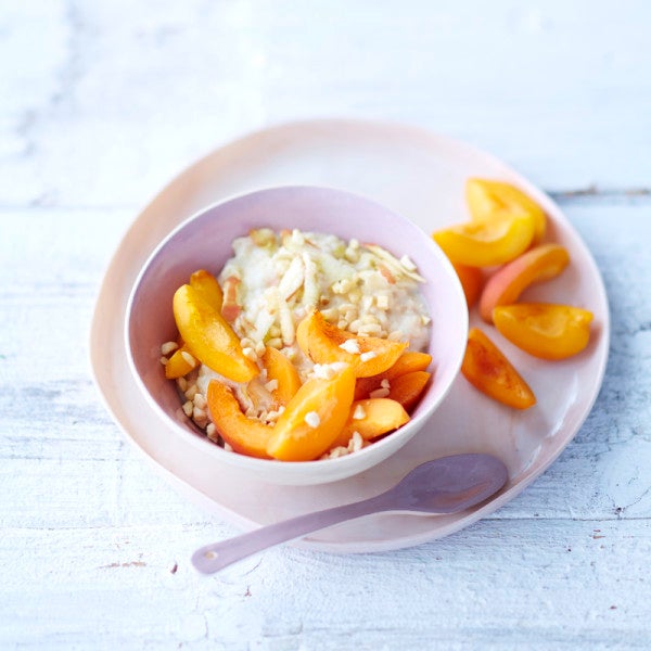 Schnelles Aprikosen-Mandel-Porridge