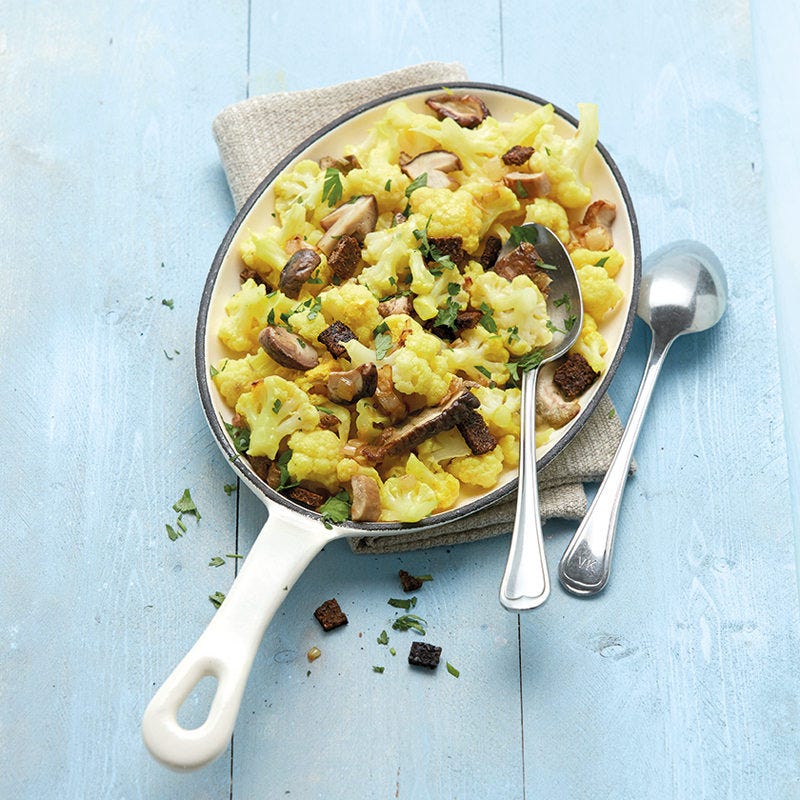 Blumenkohlpfanne mit Steinpilzen