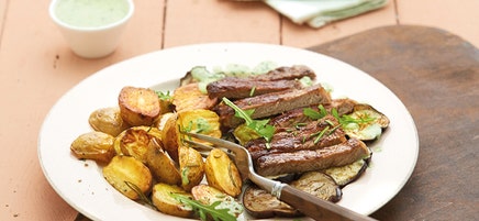 Tagliata mit Auberginen und Rosmarinkartoffeln