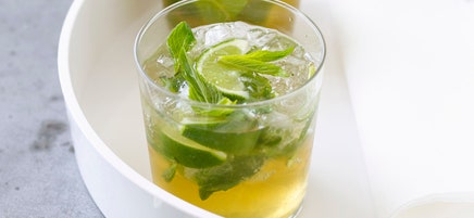 Sparkling mint and lime capriosca