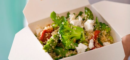 Quinoa salad with asparagus and feta
