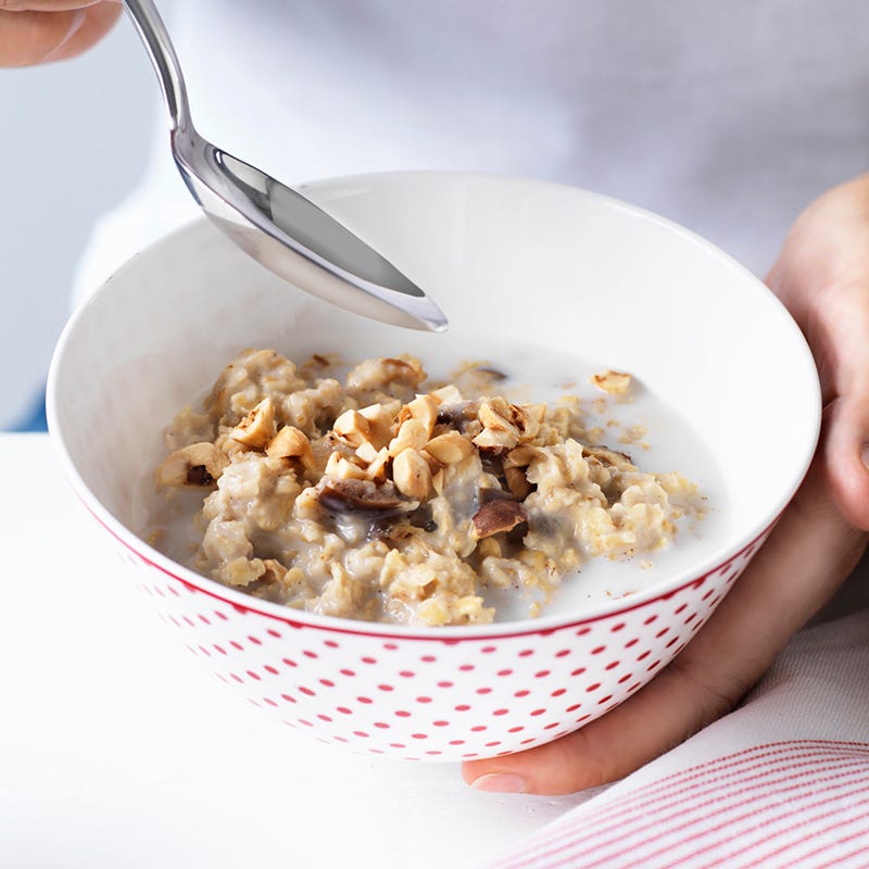 Photo of Date, vanilla and hazelnut porridge by WW