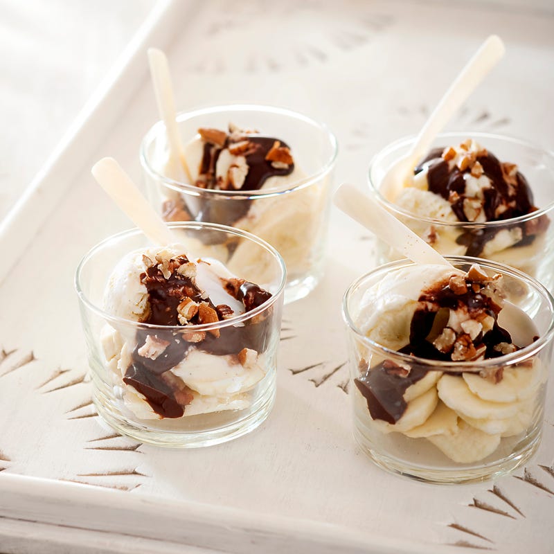 Photo of Hot chocolate fudge sundae by WW
