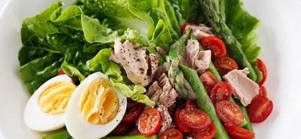 Egg, asparagus, tuna and baby cos salad