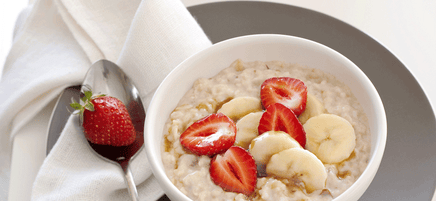 Date and banana porridge