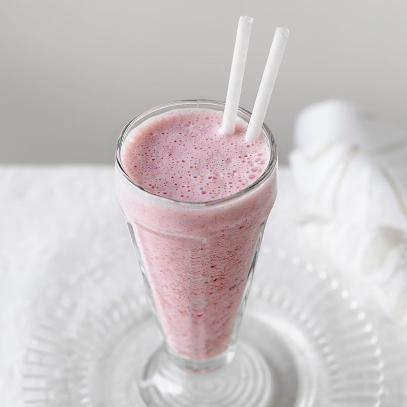 Photo of Strawberry, almond and vanilla milkshake by WW