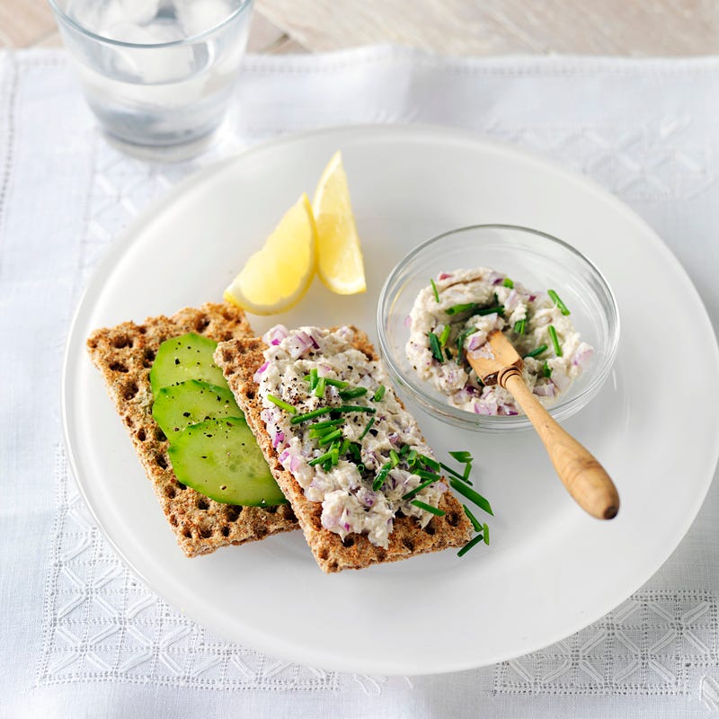 Photo of Sardine pate on rye crispbreads by WW