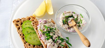 Sardine pate on rye crispbreads