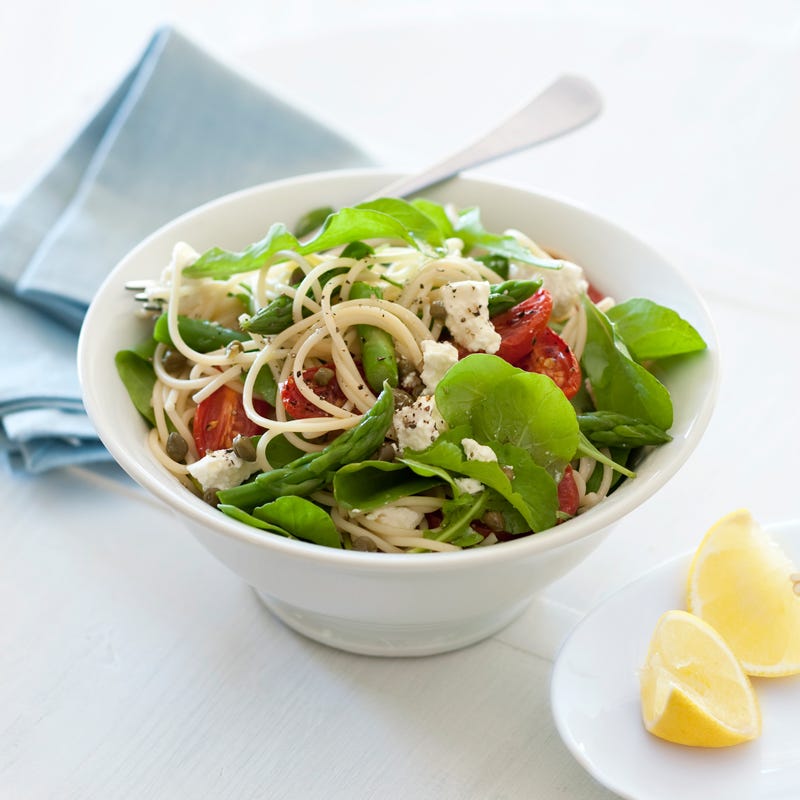 Photo of Pasta with asparagus, tomatoes and feta by WW