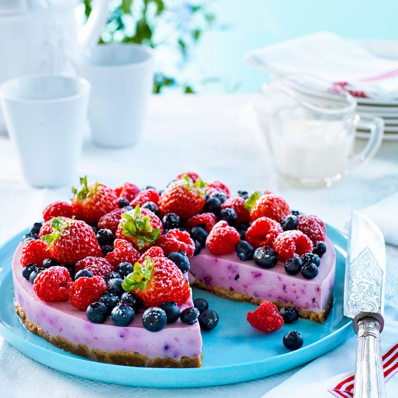 Photo of Mixed berry cheesecake by WW