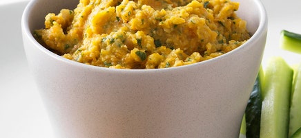 Carrot, chickpea and orange dip