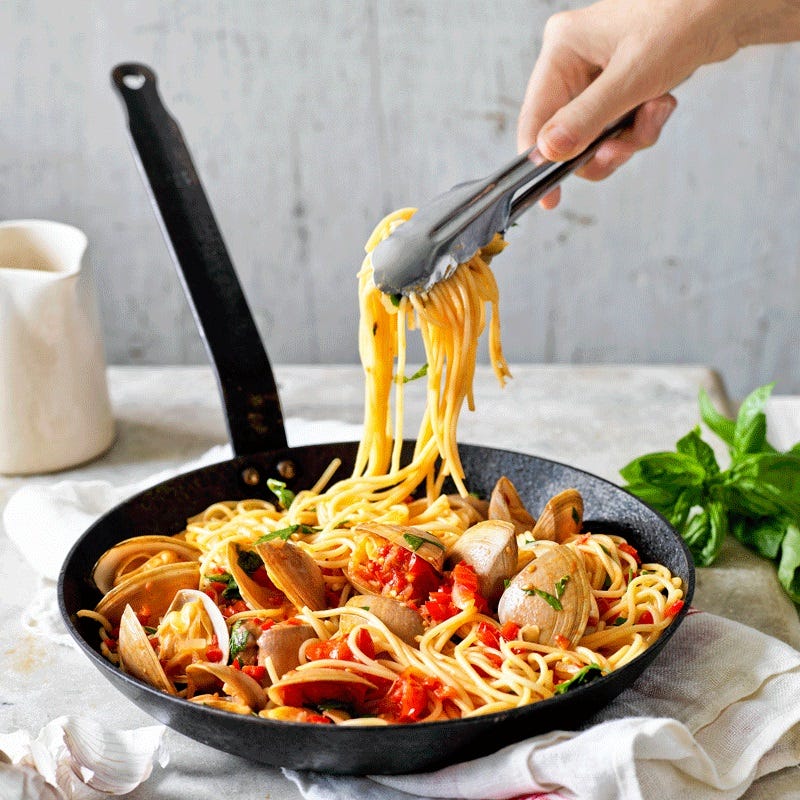 Photo of Spaghetti with clams, chilli and white wine sauce by WW