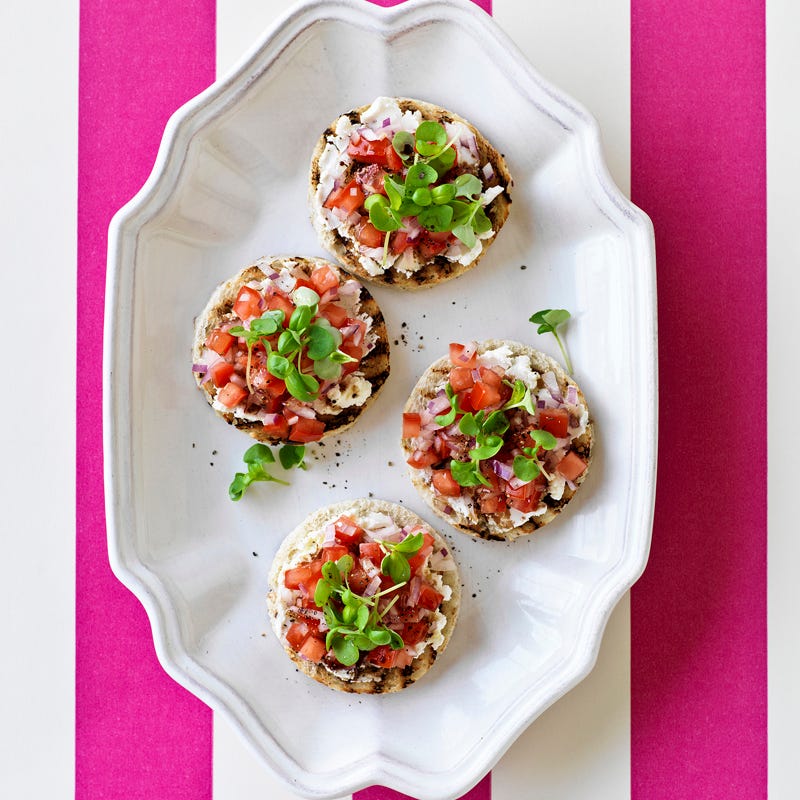 Photo of Goat's cheese and tomato salad croutons by WW