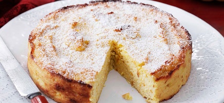 Orange and almond cake