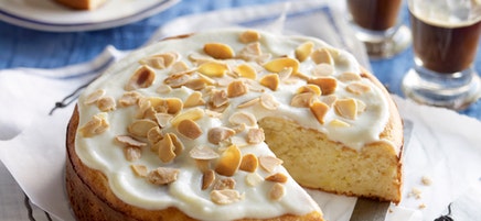 Ricotta, apple and almond cake