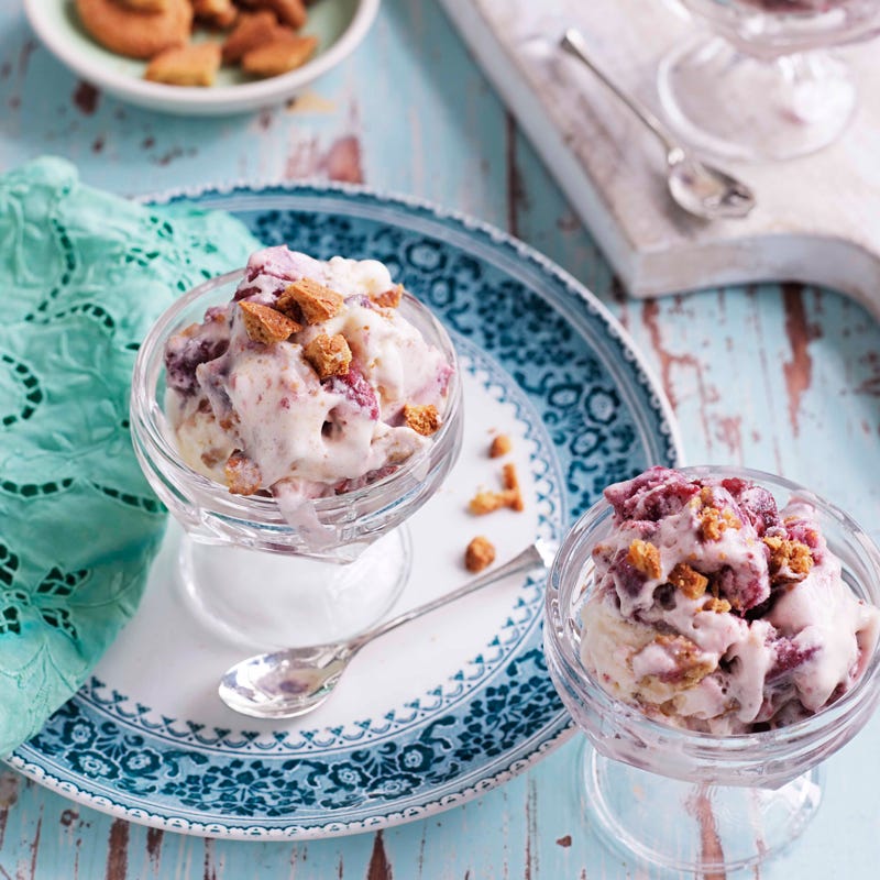 Photo of Plum crumble ice-cream by WW