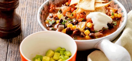 Sopa de tortilla (tortilla soup)