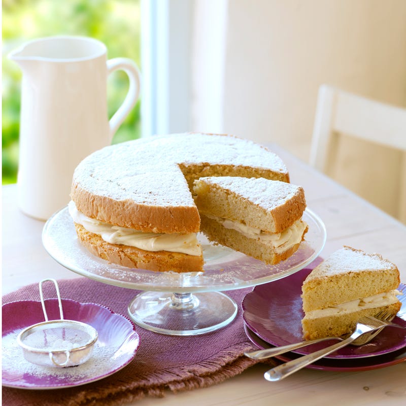 Photo of Brown sugar sponge with crème fraîche and pears by WW