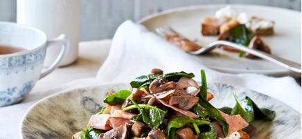Mushrooms with spinach, ham and cottage cheese