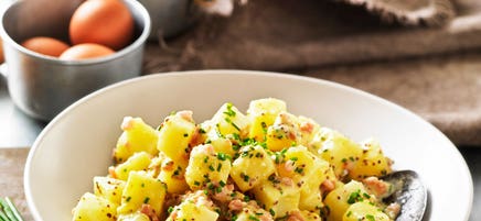 Creamy potato salad