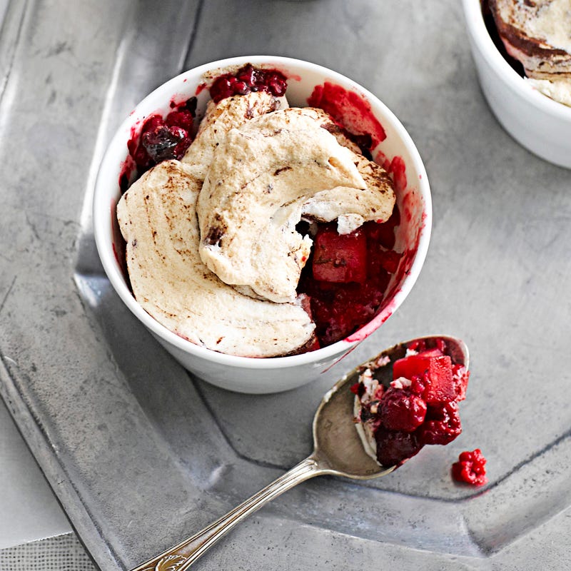 Photo of Raspberry and apple pots with chocolate meringue by WW