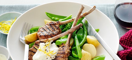Lamb cutlets with garlic and lemon sour cream