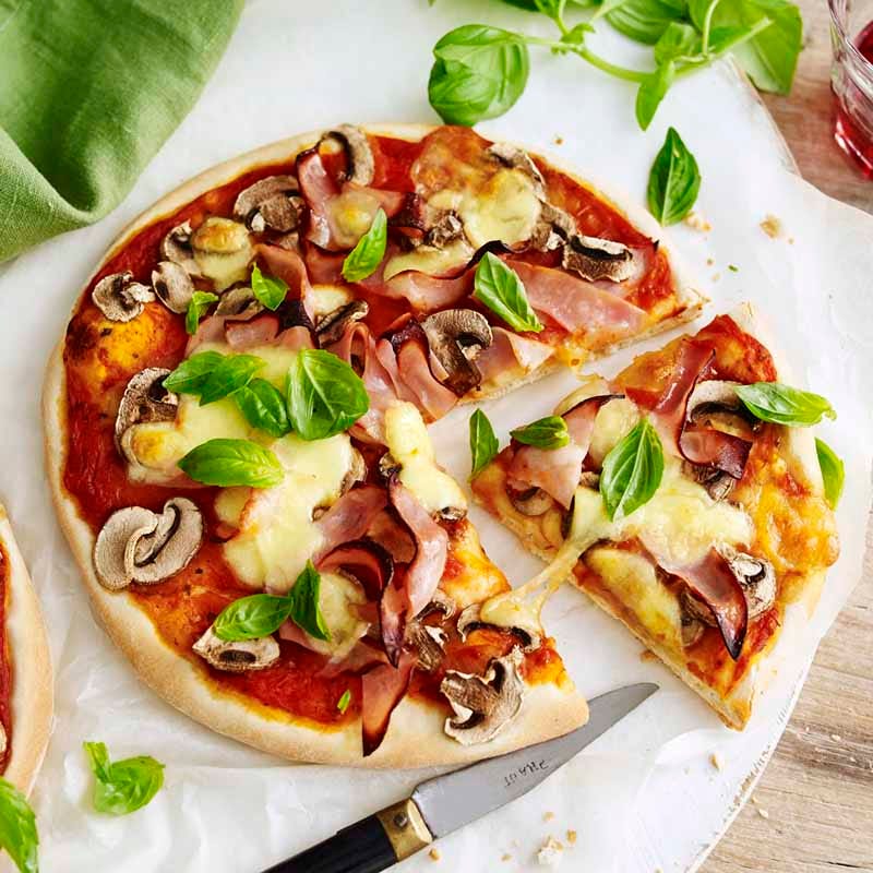 Photo of Amalfi pizza by WW