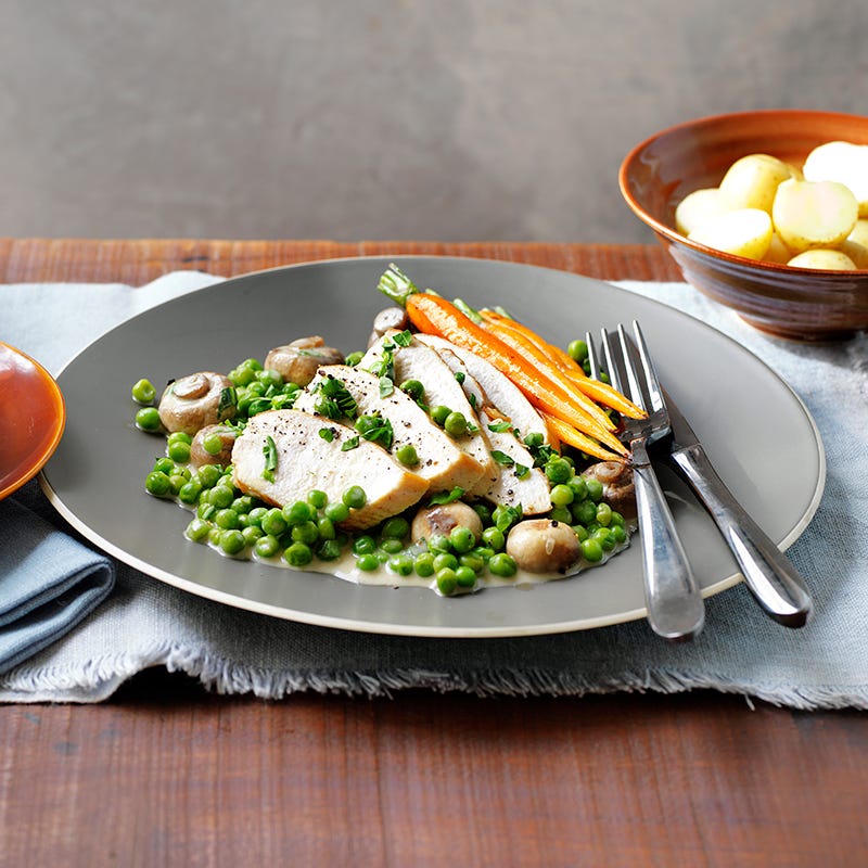 Chicken with mustard and tarragon sauce