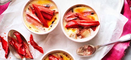 Rhubarb crème brûlées