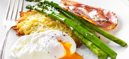 Baked rosti with eggs