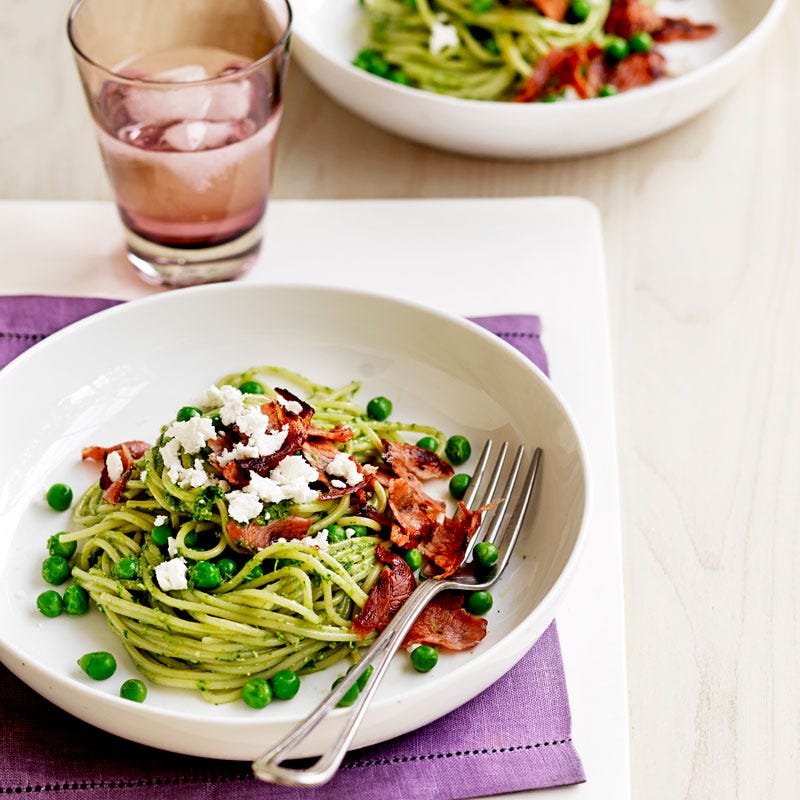 Photo of Spaghetti with pancetta, peas, pesto and feta by WW